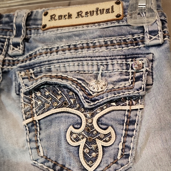 Rock Revival Women's Light Blue Skinny Jeans - Picture 7 of 13